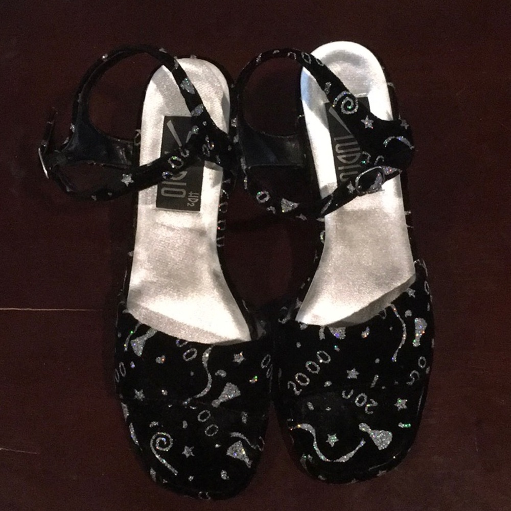 Y2K glitter heels